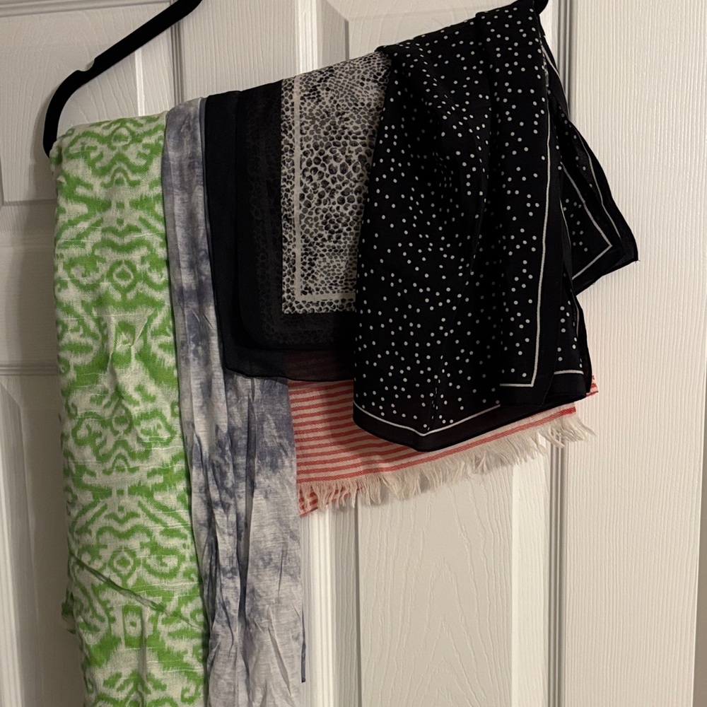 Express Multicolor Patterned Scarves, 5 Pcs - image 1